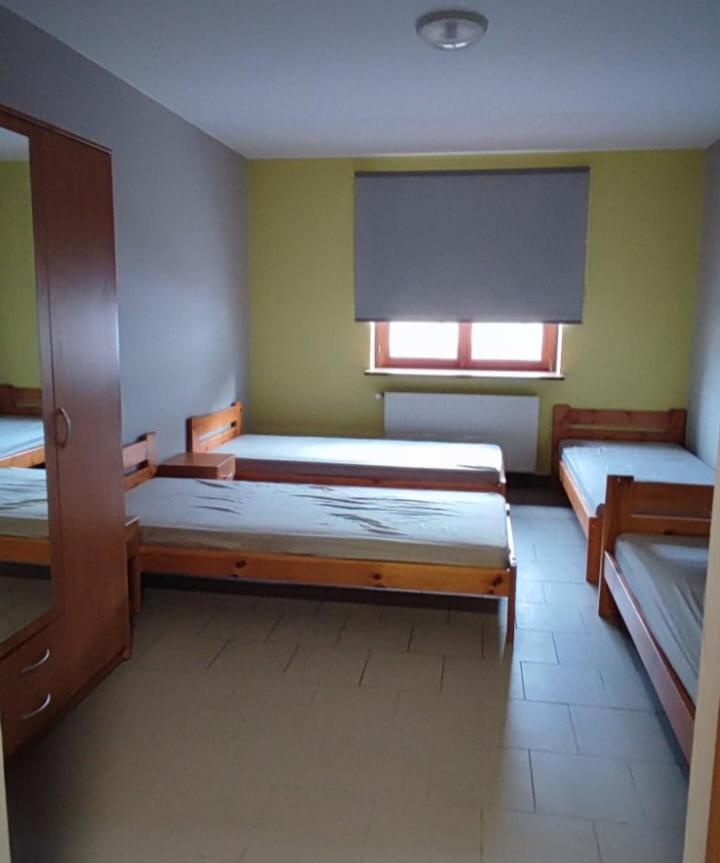 Dom Dworkowa Hostel Kobylka Kamer foto