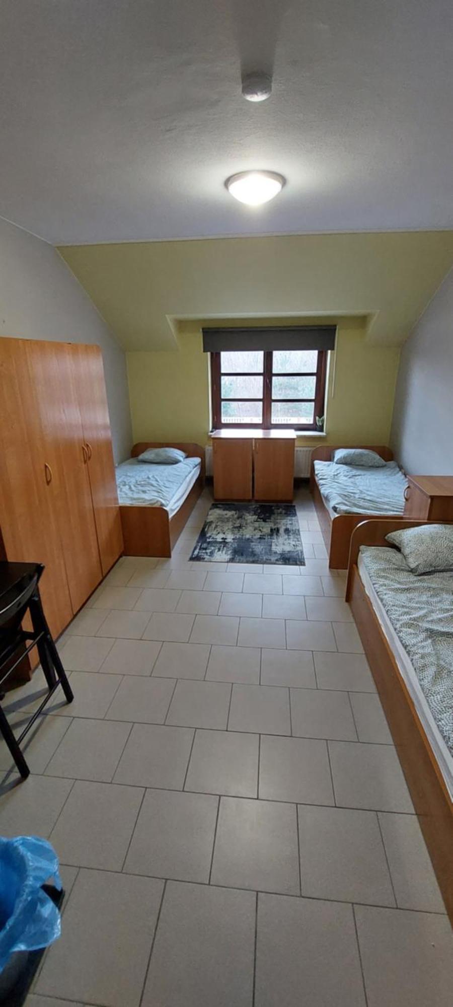 Dom Dworkowa Hostel Kobylka Kamer foto